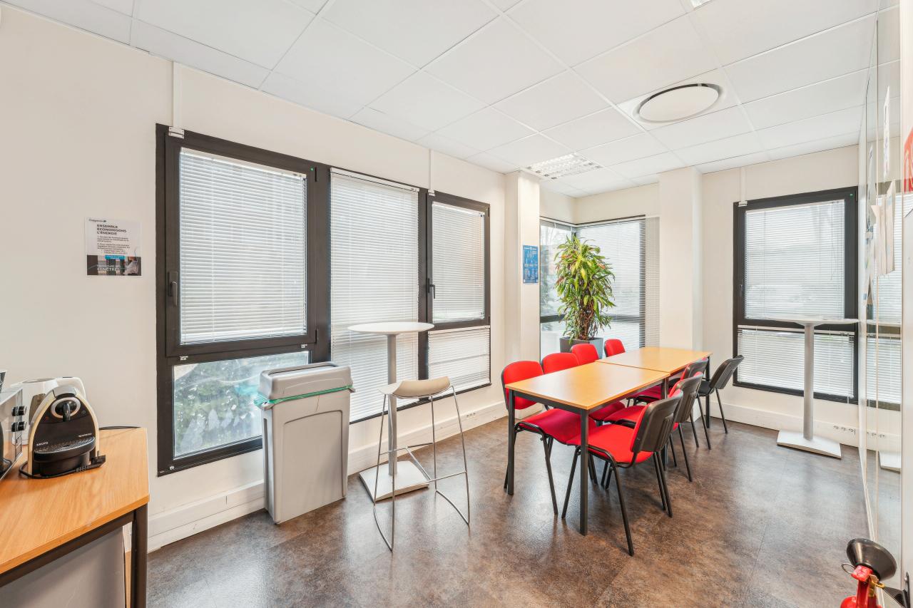 Bureau Saint-Ouen 2032m² Location bureau Saint-Ouen Seine-Saint-Denis OLBUR2528974 2